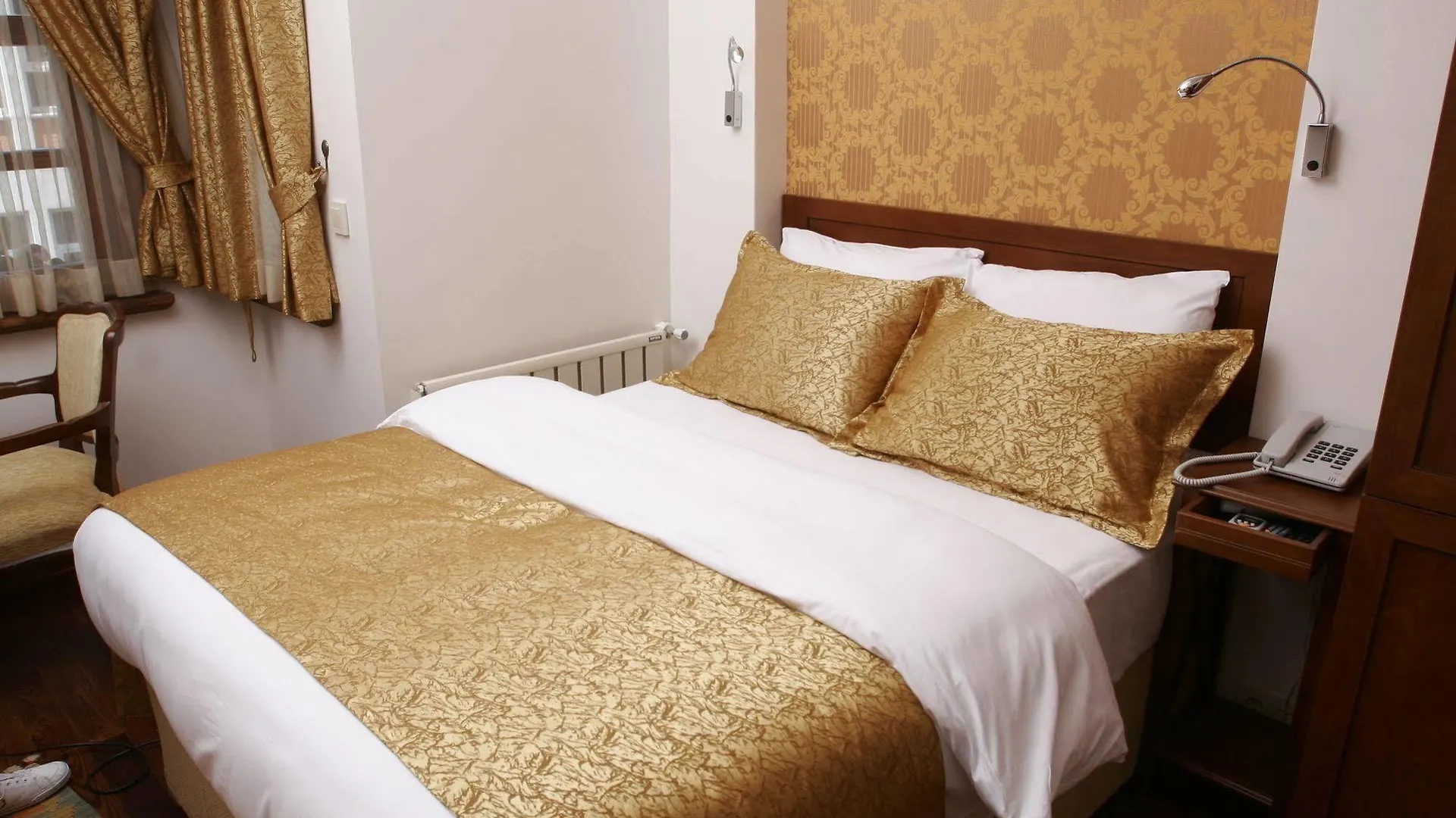 Hotel Vera Istanbul Bed & Breakfast