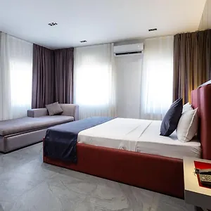 3* Aparthotel Pera